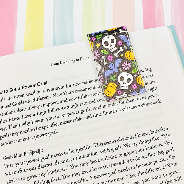 Magnetic Fold Over Bookmark 3